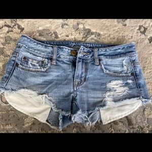 American Eagle Cutoff Shorts Size 2 Light Denim 💕